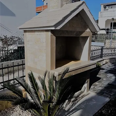 Kristina * Rogoznica (Sibenik-Knin)