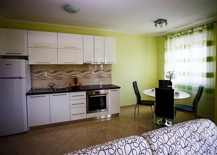 Daire Kristina Rogoznica (Sibenik-Knin)